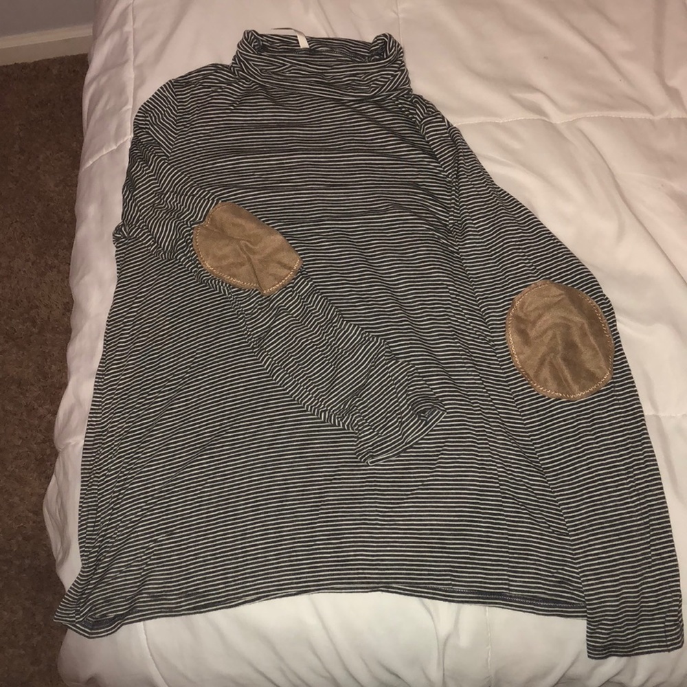 Turtle Necked Stripe Shirt